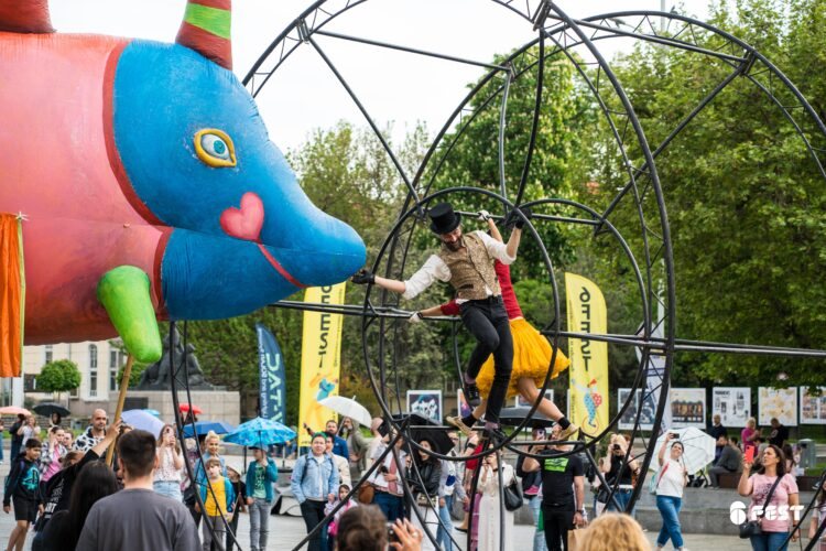 6Fest Street Arts Festival
